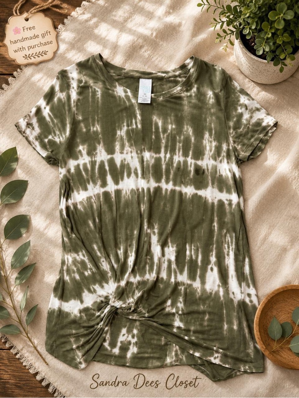 Time and Tru Olive and White Tie-Dye Knot Front Tee